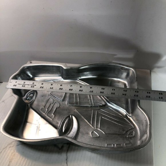 Vintage 1997 Wilton Cake Pan RACE CAR #11 Retired - Picture 5 of 7